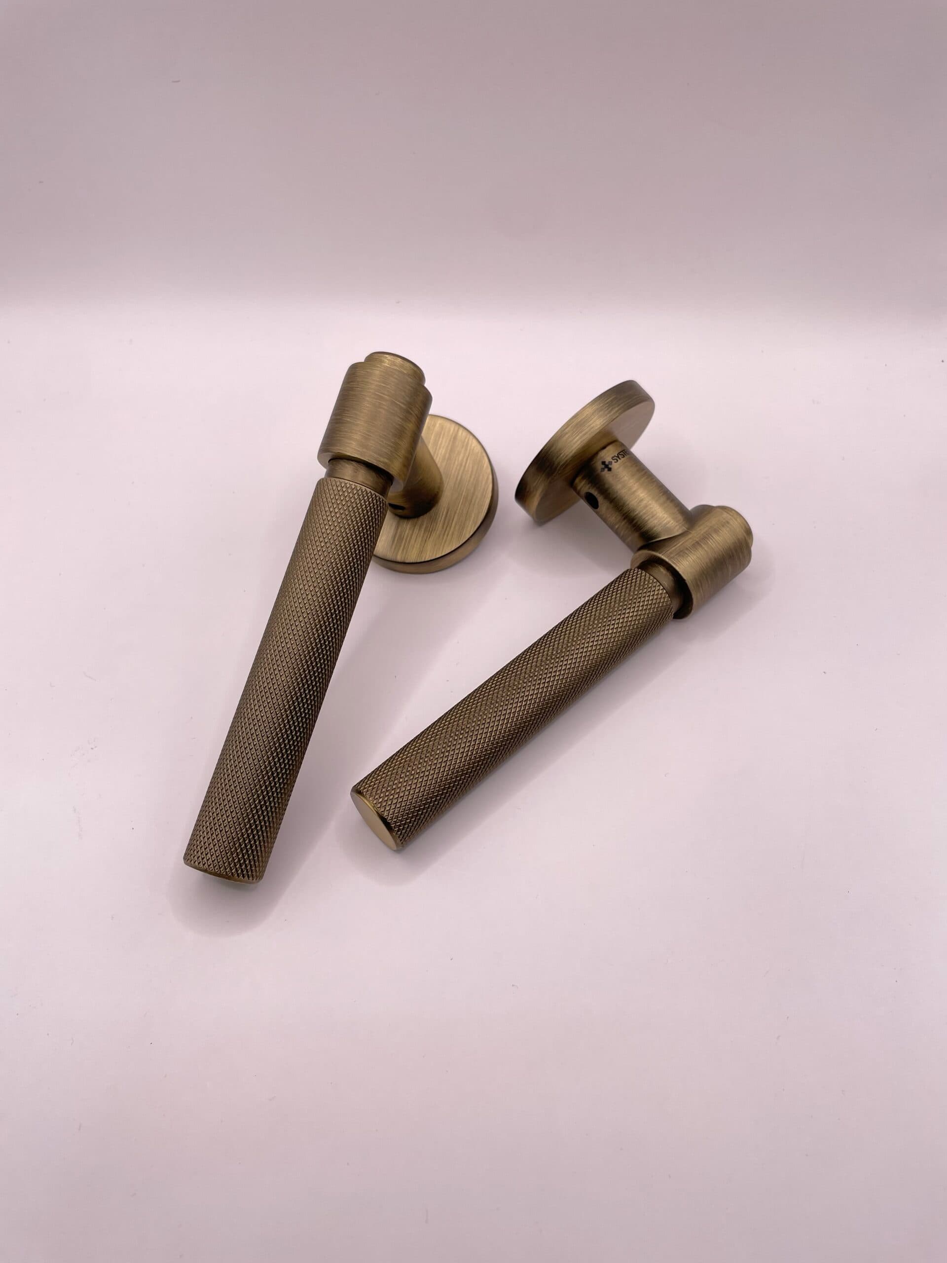 AXES-T ANTİK