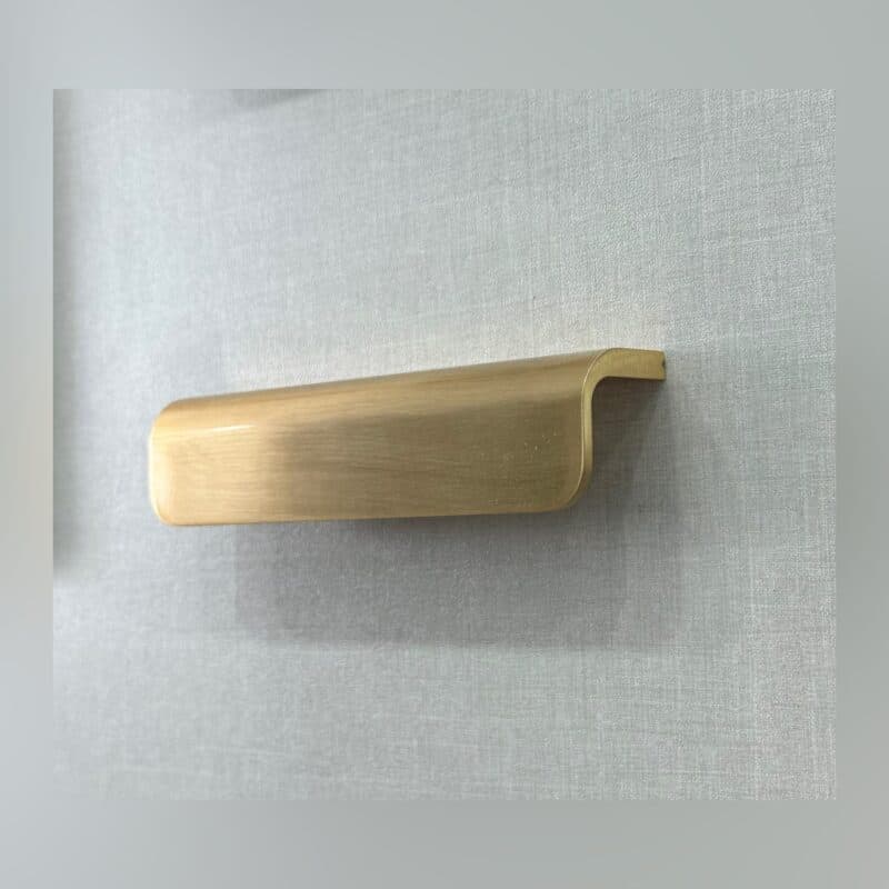 1054 MAT QIZILI