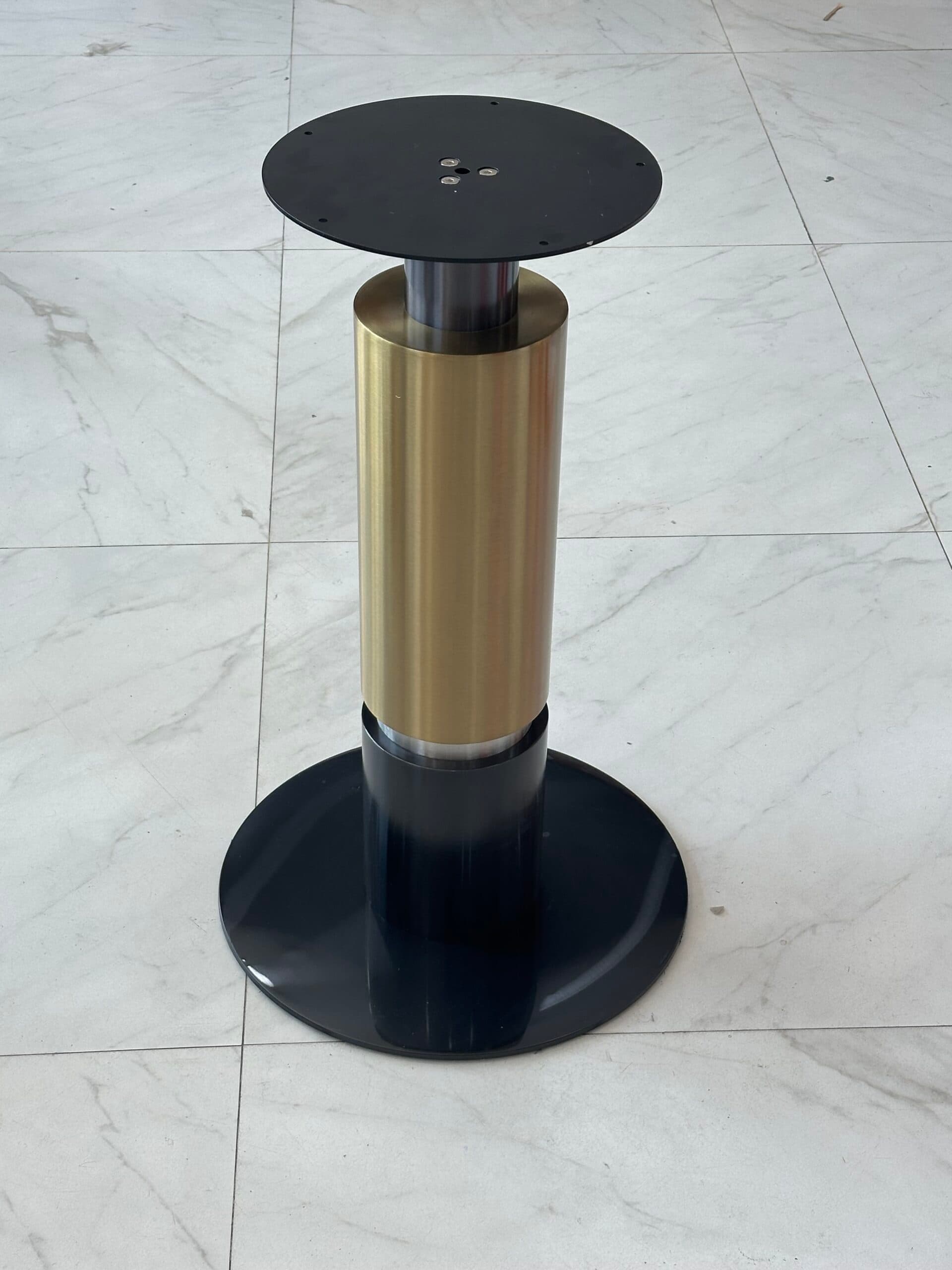 A-22 MAT QIZILI QARA(71CM)